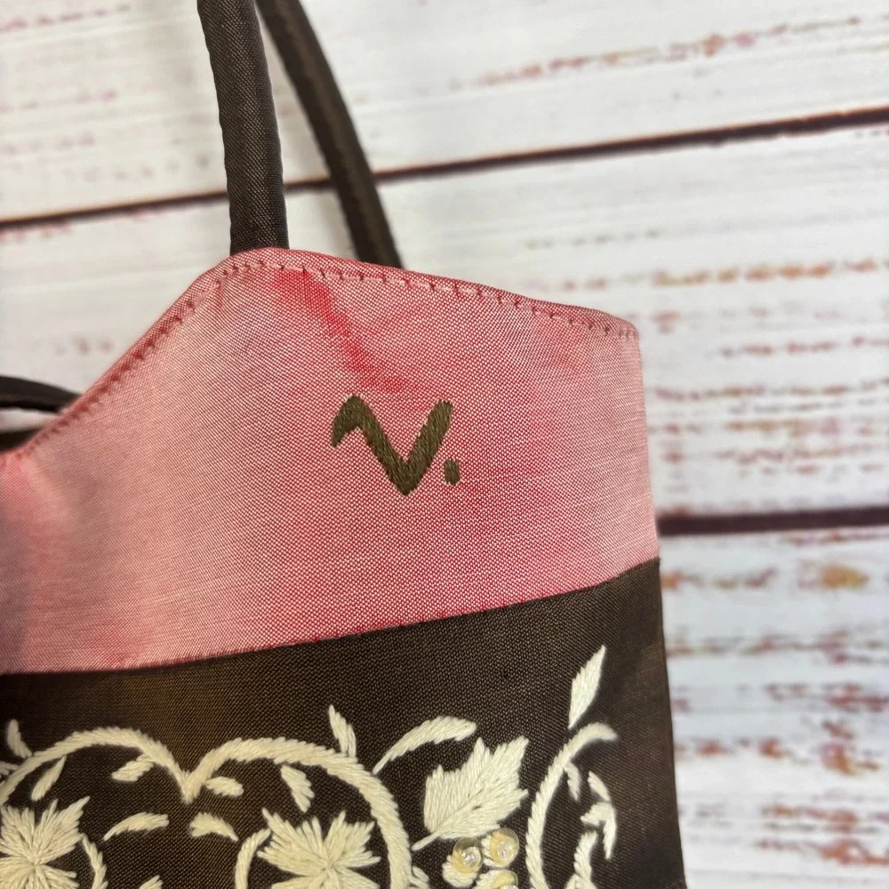 Vintage Shoulder Bag Claire V. Small Pink Brown 100% Silk Embroidered Beaded